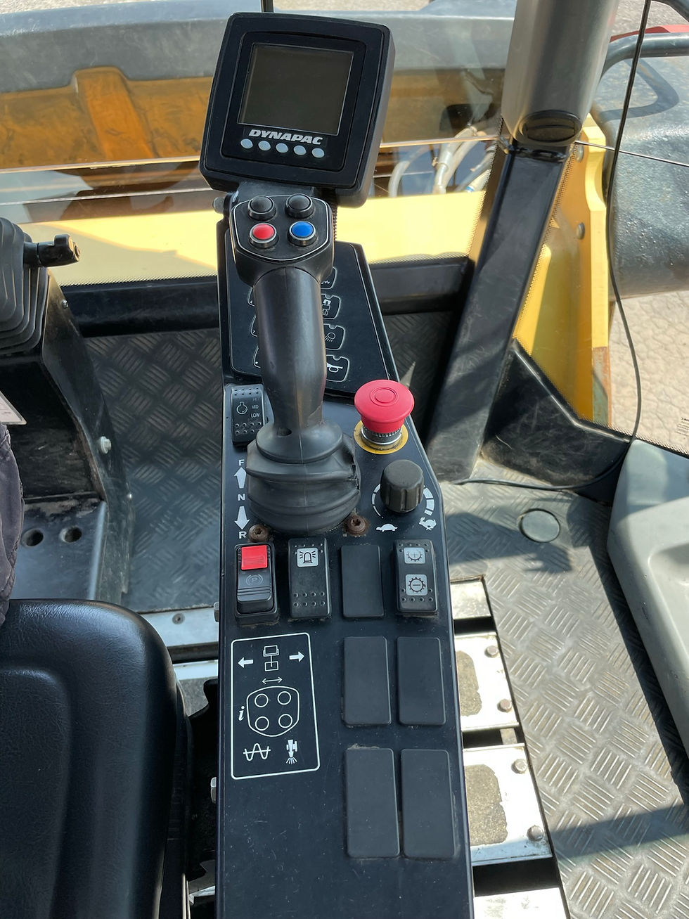 Thumbnail: Diesel Dynapac CC624HF Drum Asphalt Compactor Roller