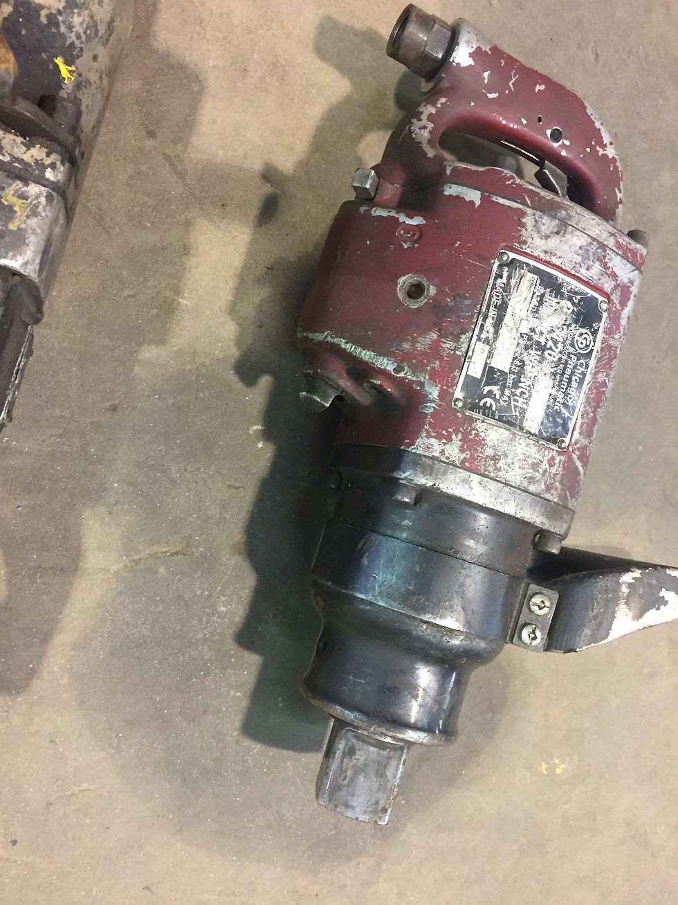 Miniature : Impact à l'air 3/4", 1" et 1 1/2" AIR IMPACT WRENCH