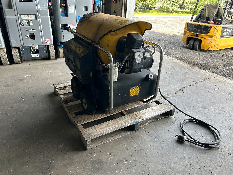 Thumbnail: Landa 2000 PSI/ 4.2GPM Hot water pressure washer