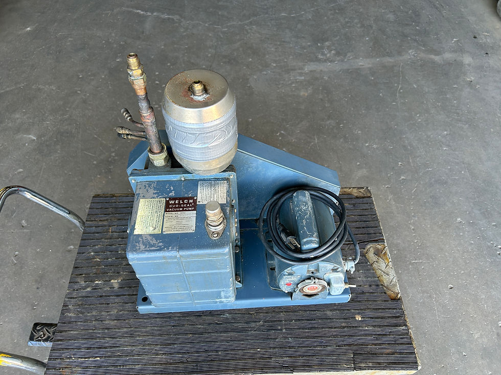 Miniature : Pompe à vide Duo-Seal Welch 1402 High Vacuum pump