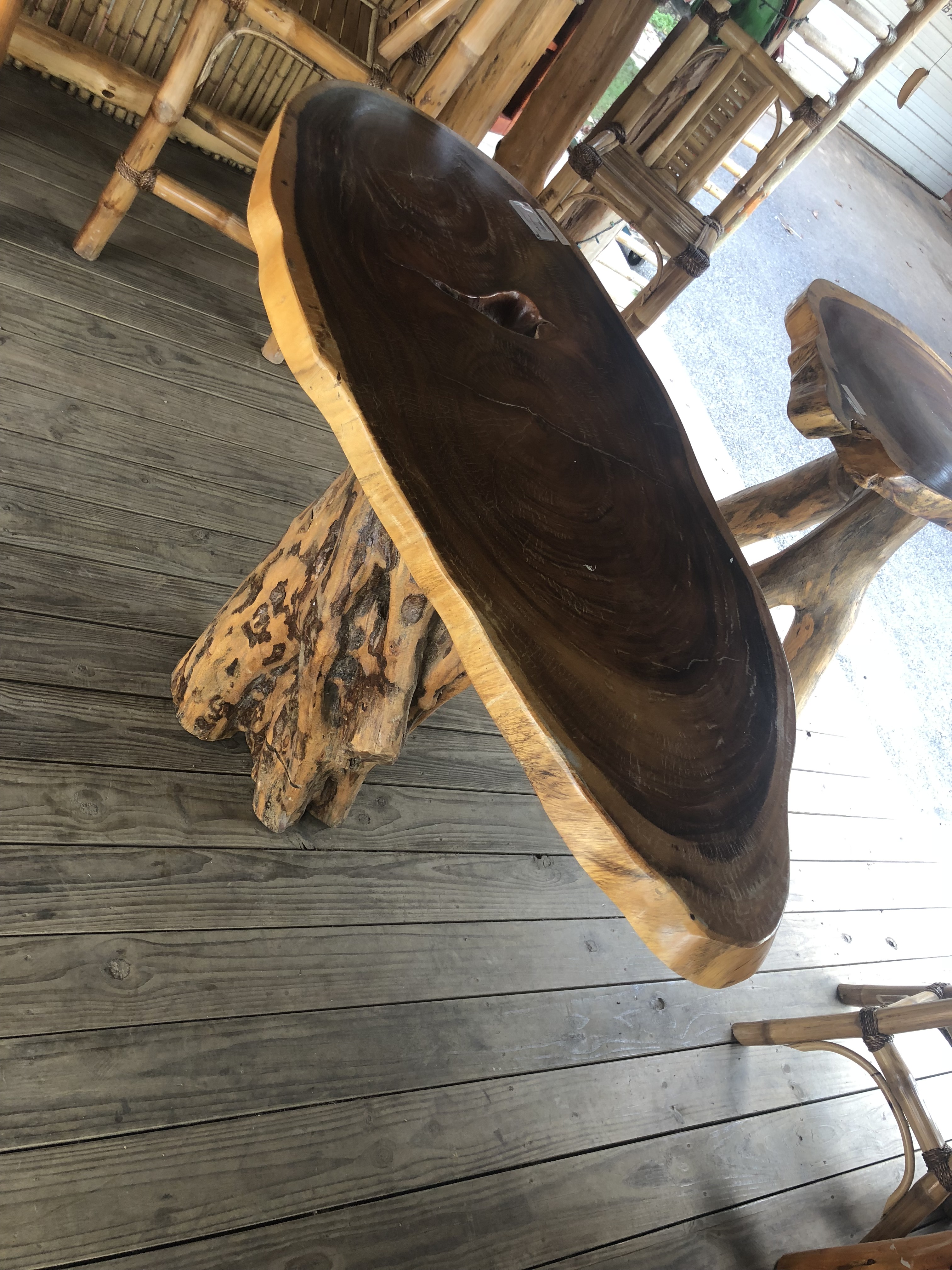 Guanacoste Table