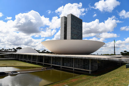 Greve dos técnicos em educação será tema de audiência no Senado na quarta-feira (5)