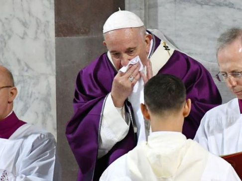 Papa Francisco da negativo para coronavirus