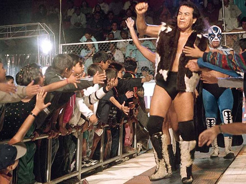 Muere 'El Perro' Aguayo, leyenda de la lucha libre mexicana