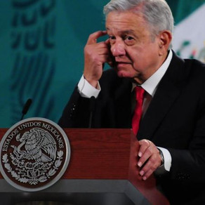 Mañanera: AMLO advierte de uso de celulares como micrófonos