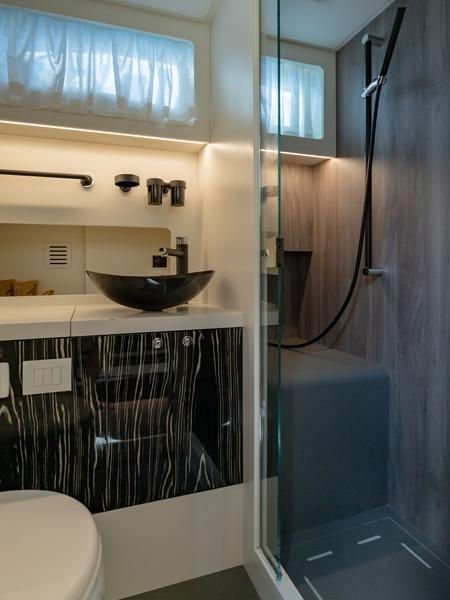 Daytrips and weektrips boat charter with captain ibiza