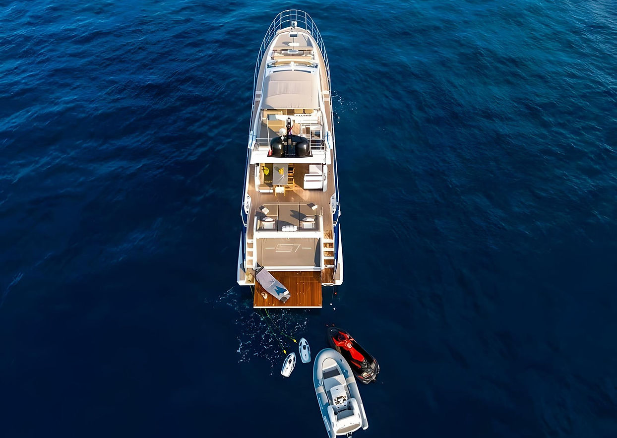 Mudita Motor Yacht Charter Weekcharter private Croatia (6).jpeg