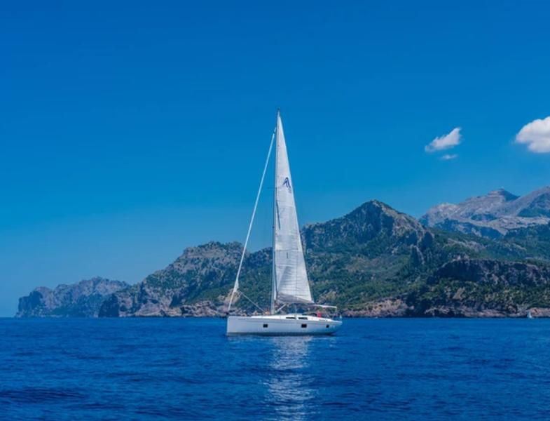 Sailing charter private tour port soller mallorca