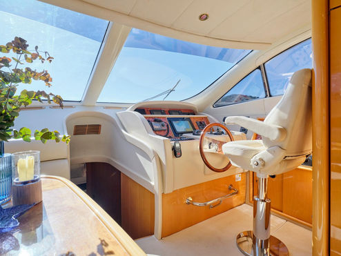 Lady L Motoryacht  Private Luxury charter Athens 