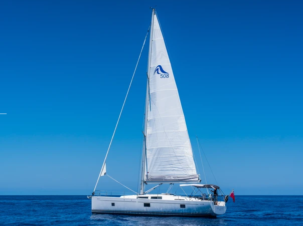 Sailyacht Private luxury charter day and week