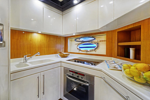 Sea U Motoryacht Private Luxury charter Athens 