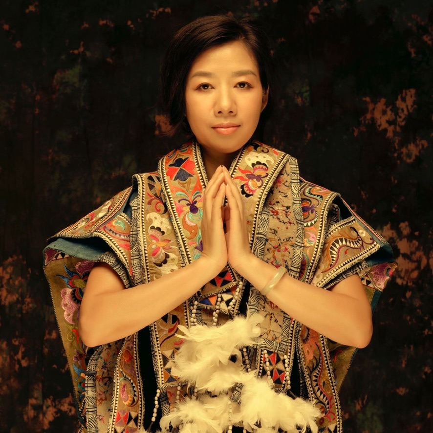 Traditional Miao clothing, a contemporary expression · 2016.