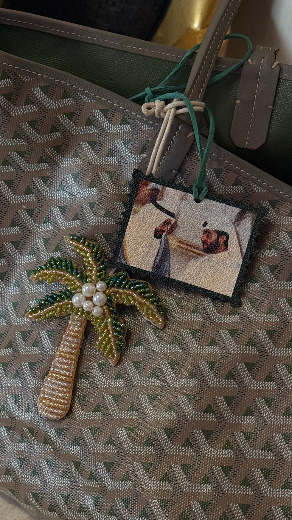 الصورة المصغرة: Car Mirror Accessory