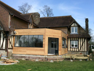Création et construction d'une extension ossature bois moderne à Lisieux