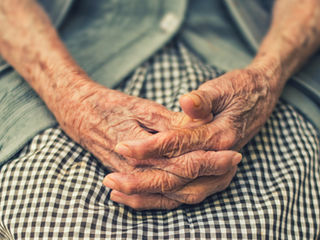 Choosing Dementia Care Homes Near You: Key Considerations for Families