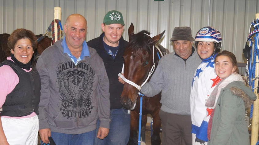 Community rallies around Burnett and Mifsud families after horses die in Forbes stable fire