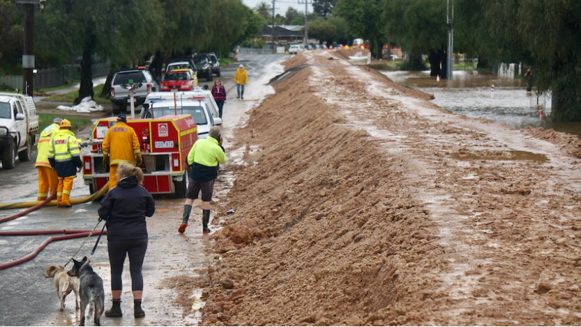Report shows growing number of Australians believe climate change effects already being felt