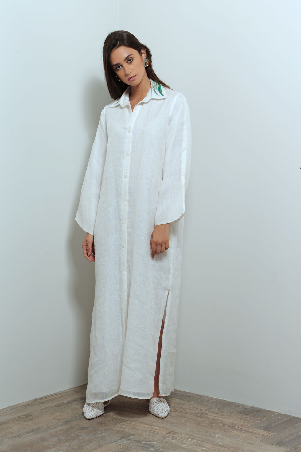 الصورة المصغرة: Linen botton down shirt dress