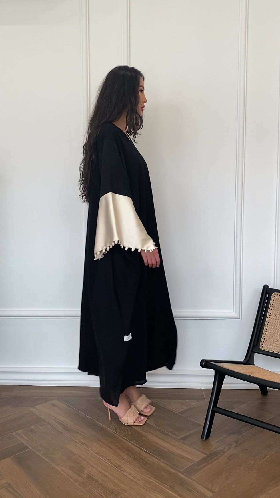 الصورة المصغرة: The Loop satin silk sleeves
