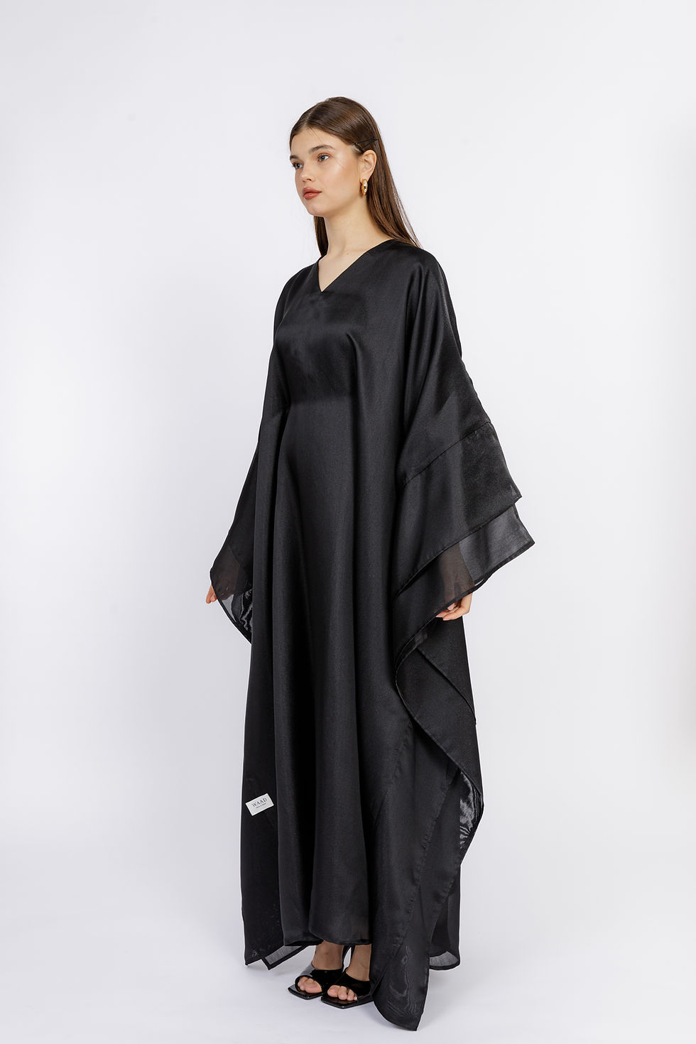 الصورة المصغرة: The Lora Organza dress