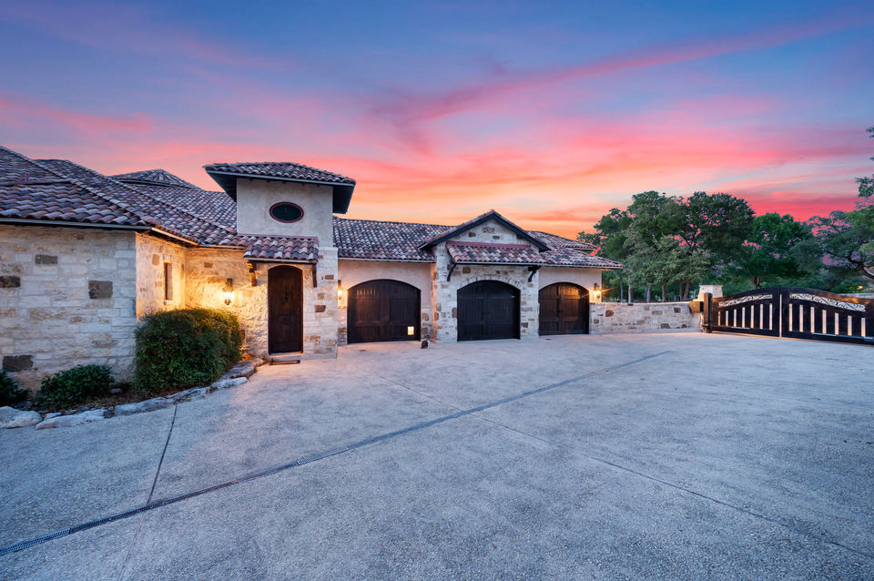 210 Riverwood-5.jpg