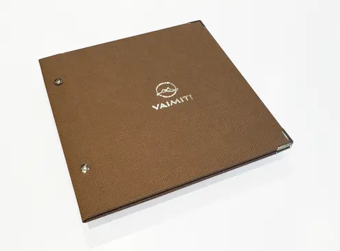 menu, porte-menu, protege-menu, support-de-restauration, menu-restaurant, menu-restaurant haut-de-gamme, menu-restaurant-guide-michelin, menu-restaurant-gault-et-millau, menu-sur-mesure-haut-de-gamme, menu-en-simili-cuir, menu-en-cuir, menu-en-polypro, menu-en-toile, menu-en-matiere-ecologique, menu-pour-palace, menu-sur-mesure-pour-hotel-et-palace, fabricant-de-menu-haut-de-gamme, fabricant-de-menus-de-luxe, fabricants-de-menu-sur-mesure, fabricant-menu-personnalise, fabricant-de-menu-avec-dorure-a-chaud, specialiste-menu-cuir, specialiste-menu-cuir-haut-de-gamme, specialiste-menu-simili-cuir, specialiste-supports-chr, specialiste-menus-cafe-hotel-restaurant, fabrication-menu-sur-mesure, menu-sur-mesure, menu-carte-des-vins, menu-carte-des-mets, menu-livre-de-cave, menu-chic, beau-menu, beau-menu-sur-mesure, beaux-menus, beaux-menus-en-cuir, beaux-menus-de-luxe, porte-menu-personnalise, porte-menu-sur-mesure, porte-menu-luxe, porte-menu-en-cuir, porte-menu-en-simili-cuir, porte-menu-en-toile, porte-menu-en-polypro, porte-menu-avec dorure-a-chaud, porte-menu-avec-logo, porte-menu-marquage-a-chaud, porte-menu-restaurant, porte-menu-haut-de-gamme, porte-menu-restaurant-guide-michelin, porte-menu-restaurant-michelin, porte-menu-restaurant etoile, porte-menu restaurant-1-etoile, porte-menu-restaurant-2-etoiles, porte-menu-restaurant-3-etoiles, porte-menu, porte-menu-restaurant-gault-et-millau, porte-menu-en-matiere-ecologique, porte-menu-pour-palace, porte-menu-sur-mesure-pour-hotel-et-palace, fabricant-de-porte-menu-haut-de-gamme, fabricant-de-porte-menus-de-luxe, fabricants-de-porte-menu-sur-mesure, fabricant-porte-menu-personnalise, fabricant-de-porte-menu-avec-dorure-a-chaud, specialiste-porte-menu-cuir, specialiste-porte-menu-cuir-haut-de-gamme, specialiste-porte-menu-simili-cuir, specialiste-porte-menus-cafe-hotel-restaurant, fabrication-porte-menu-sur-mesure, porte-menu-sur-mesure, porte-menu-carte-des-vins, porte-menu-carte-des-mets, porte-menu-livre-de-cave, porte-menu-chic, beau-porte-menu, beau-porte-menu-sur-mesure, beaux-porte-menus, beaux-porte-menus-en-cuir, beaux-porte-menus-de-luxe,
protege-menu, support-de-restauration, protege-menu-restaurant, protege-menu-restaurant haut-de-gamme, protege-menu-restaurant-guide-michelin, protege-menu-restaurant-gault-et-millau, protege-menu-sur-mesure-haut-de-gamme, protege-menu-en-simili-cuir, protege-menu-en-cuir, protege-menu-en-polypro, protege-menu-en-toile, protege-menu-en-matiere-ecologique, protege-menu-pour-palace, menu-sur-mesure-pour-hotel-et-palace, fabricant-de-menu-haut-de-gamme, fabricant-de-menus-de-luxe, fabricants-de-menu-sur-mesure, fabricant-menu-personnalise, fabricant-de-menu-avec-dorure-a-chaud, specialiste-protege-menu-cuir, specialiste-protege-menu-cuir-haut-de-gamme, specialiste-protege-menu-simili-cuir, specialiste-supports-chr, specialiste-protege-menus-cafe-hotel-restaurant, fabrication-protege-menu-sur-mesure, protege-menu-sur-mesure, protege-menu-carte-des-vins, protege-menu-carte-des-mets, protege-menu-livre-de-cave, protege-menu-chic, beau-protege-menu, beau-protege-menu-sur-mesure, beaux-protege-menus, beaux-protege-menus-en-cuir, beaux-protege-menus-de-luxe, supports-haut-de-gamme-hotellerie, menu-hotellerie, supports-hotellerie, supports-hotellerie-haut-de-gamme, supports-de-restauration-haut-de-gamme, jolis-menus, joli-menu, jolis-menu-sur-mesure, jolis-menus-haut-de-gamme, jolis-menus-pour-restaurant, jolis-menus-pour-restaurant-gastro, jolis-porte-menus-pour-restaurant-gastro, jolis-porte-menus-pour-restaurant-etoile-michelin, jolis-porte-menus-pour-carte-des-mets, jolis-porte-menus-pour-carte-des-vins, jolis-porte-menus-sur-mesure, jolis-porte-menus-personnalises, personnalisation menu, personnalisation-porte-menu, personnalisation-protege-menu, personnalisation-menu-haut-de-gamme, personnalisation-porte-menu-haut-de-gamme, personnalisation-porte-menu-sur-mesure, personnalisation-porte-menu-restaurant-michelin, personnalisation-porte-menu-hôtels-de-luxe, cuir, simili-cuir, coins-métalliques, coins-metalliques-or, coins-métalliques-dore, dorure-a-chaud, marquage-a-chaud, porte-addition, porte-addition-en-cuir, porte-addition-en-simili-cuir, classeur, Room-directory, room service, papeterie-haut-de-gamme, fabrication-francaise, menu-fabrication-francaise, porte-menu-fabrication-francaise, porte-menu-fait-en-france, porte-menu-made-in-france, menu-français, menu-fait-en-France, support-carte-de-restaurant-made-in-france, support-carte-de-restaurant-fabrique-en-france, support-carte-de-restaurant-fabrication-francaise, support-carte-de-restaurant-fabrication-francaise, supports-restauration-fabrication-francaise, supports-chr-made-in-france, carte-restaurant-gastro-fabrication-francaise, carte-restaurant-gastro-fait-main, carte-restaurant-gastro-fabrique-en-france, vis-a-relier, encoches, fente, vis extérieure, elastique, aimant, papier de creation, papier fedrigoni, materica, sirio, eclisse, yuta, charme, gmund, Olin, antalis, carte de visite, papeterie, papeterie-haut-de-gamme, papeterie-pour-chr, communication-chr, communication-hotels-cafes-restaurant, communication-restaurant-michelin, porte-menu-vis-a-relier, porte-menu-evolutif, porte-menu-vis, porte-menu-dorure, menu-vis, menu-restaurant-vis
