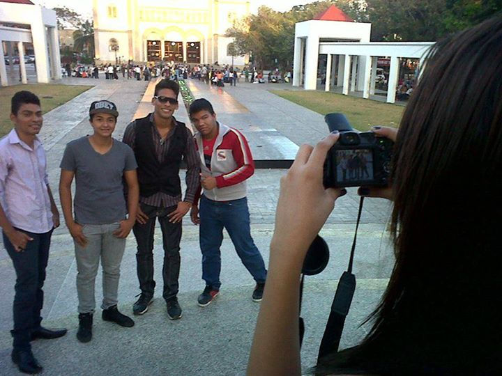Facebook - Entrevista en la catedral - Maturin con los chicos de PRENSA WEB