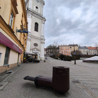 Óriási pipa a przemyśli Pipamúzeum előtt