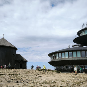 AZ ÓRIÁS-HEGYSÉG LEGMAGASABB CSÚCSA