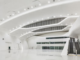 Interno di un centro commerciale