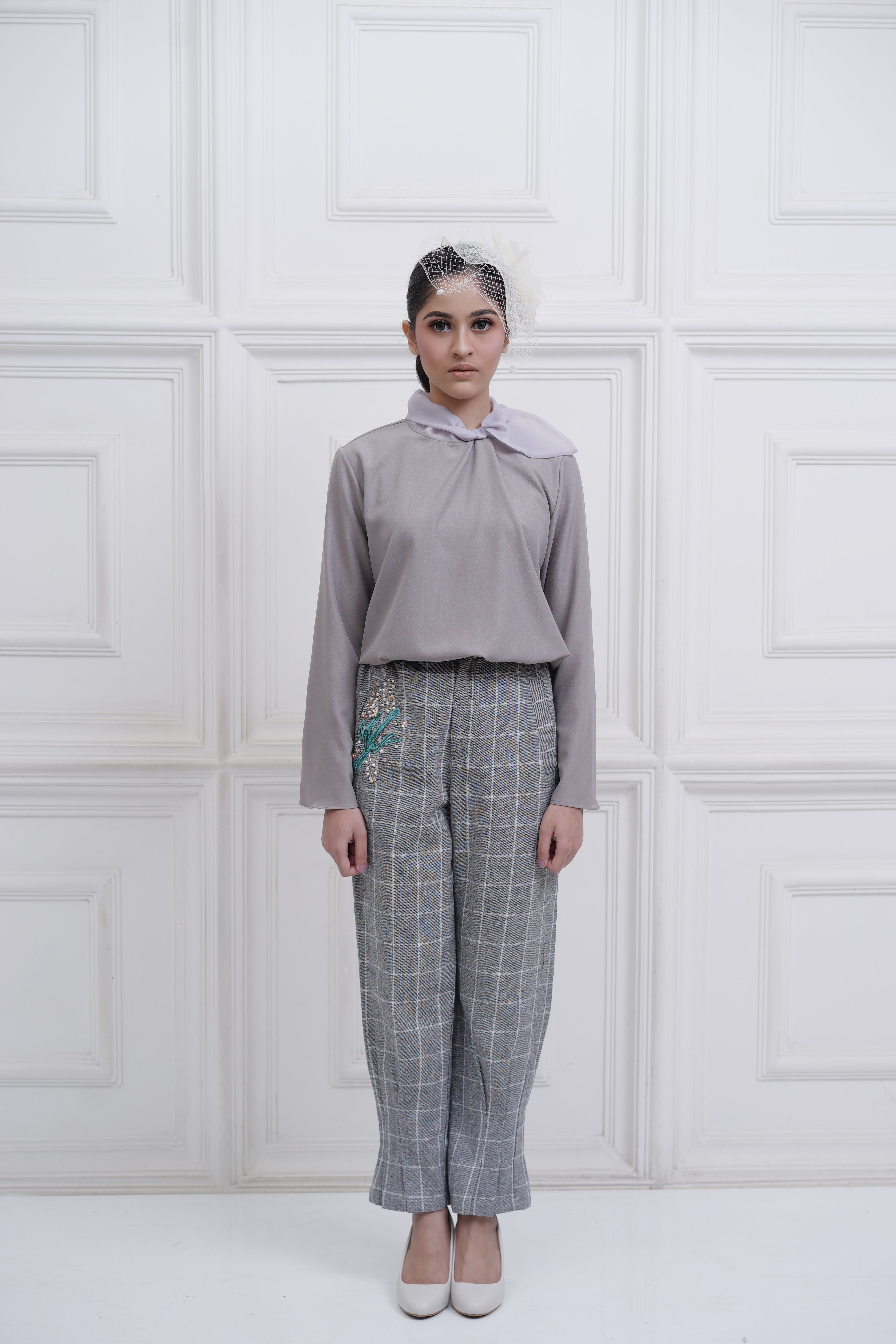 MARU PANTS (with beads embellishment)