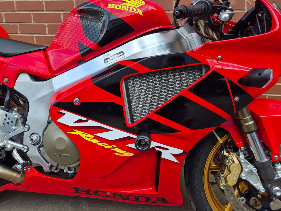 Thumbnail: Honda VTR1000 SP-1/SP-Y Homologation model 2000