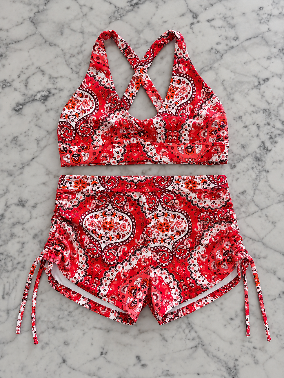 Miniature : Red Paisley Set