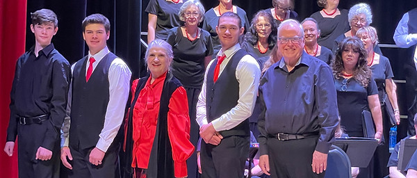 2025-12-14concertphoto (7).jpeg