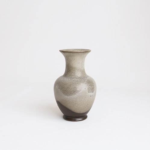 Awabiware classic two tone vase