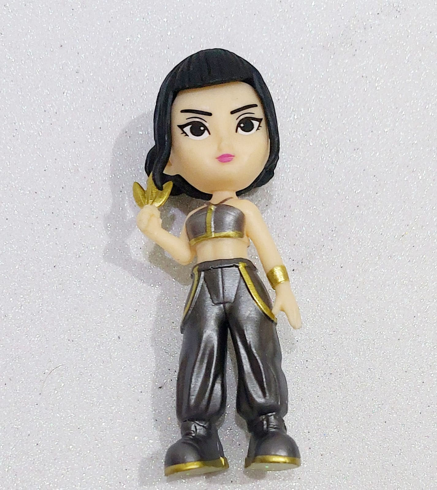 Guerreiras do Kpop - Zoey Roupa cinza