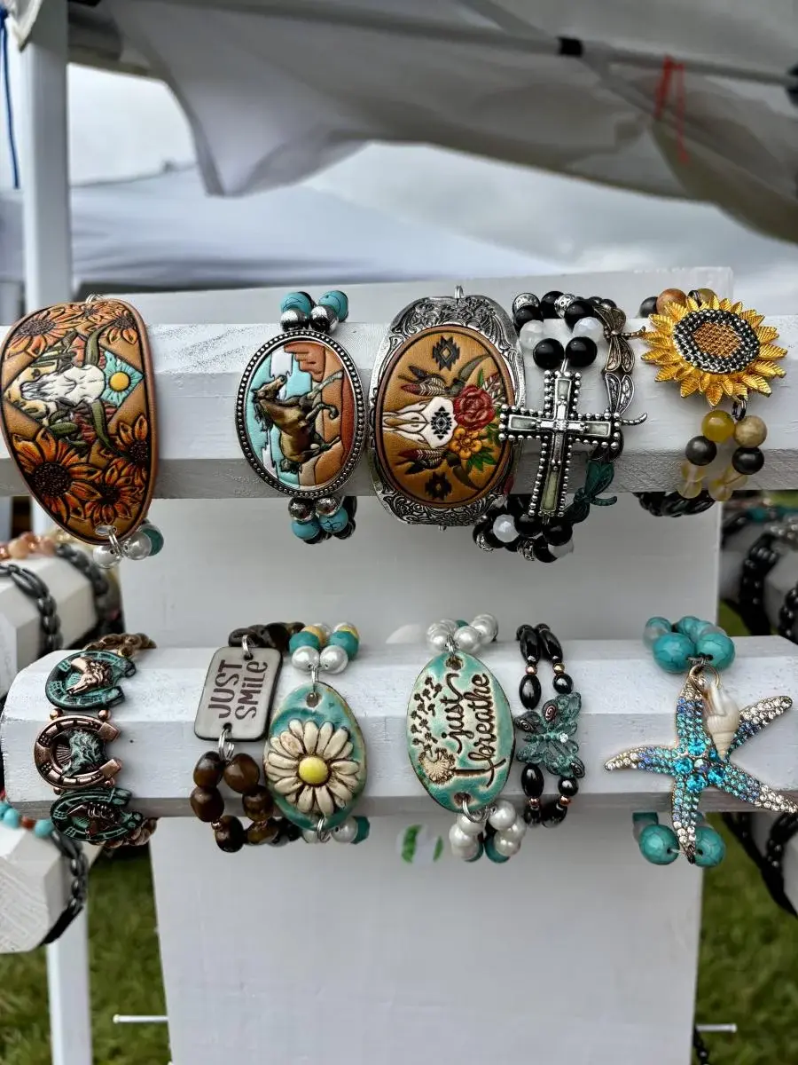 Debbie’s Customized Jewelry