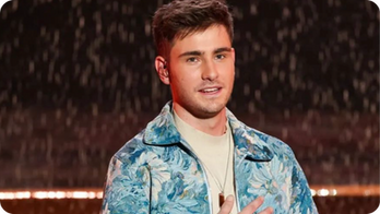 JULIEN LIEB (STAR ACADEMY) ANNONCE SON PREMIER ALBUM "NAUFRAGÉ"