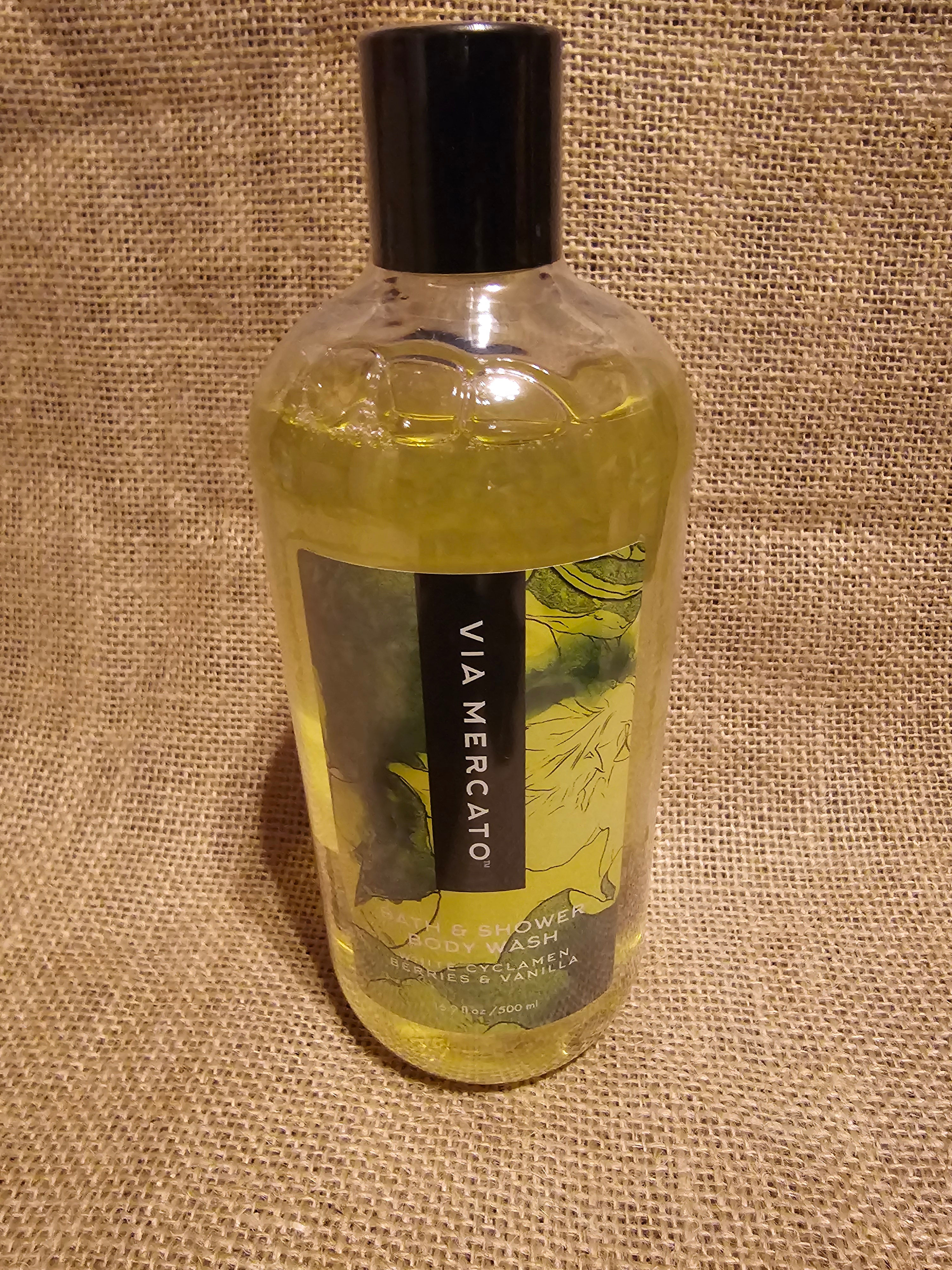 Via Mercato White Cyclamen Berry and Vanilla Bath and Shower Body Wash