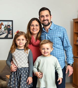 Family photo _The photo shows a father, mother, and 2 children aged 5 to 9.jpg