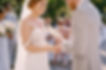 AdobeStock_468914616 - bräutigam liest gelübde vor -1-.jpeg