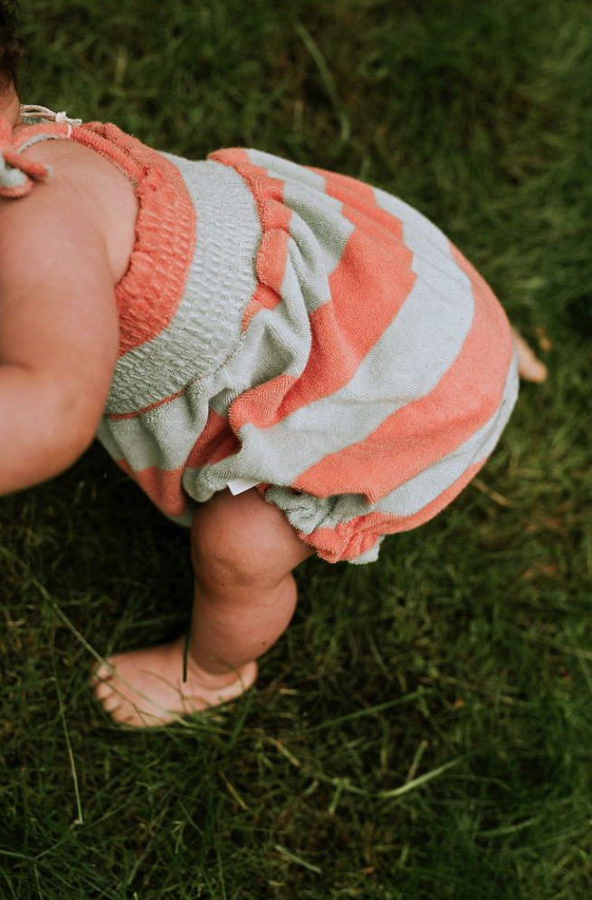 Miniature : Barboteuse bretelle rayée en éponge - Sproet & Sprout