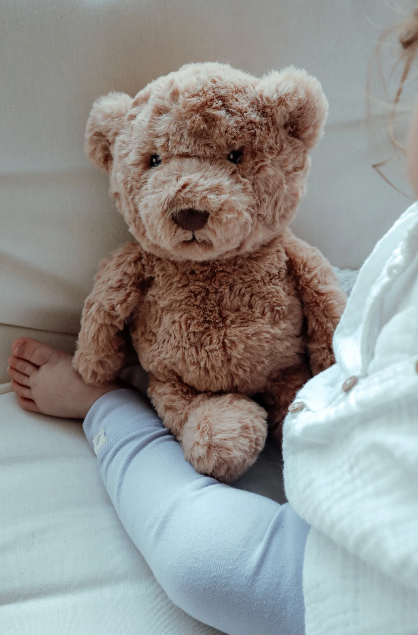 Miniature : Doudou magique ourson 'Lou' - Flow Amsterdam
