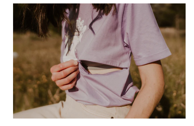 Miniature : T-shirt d'allaitement 'The place to Breast' - Y&M