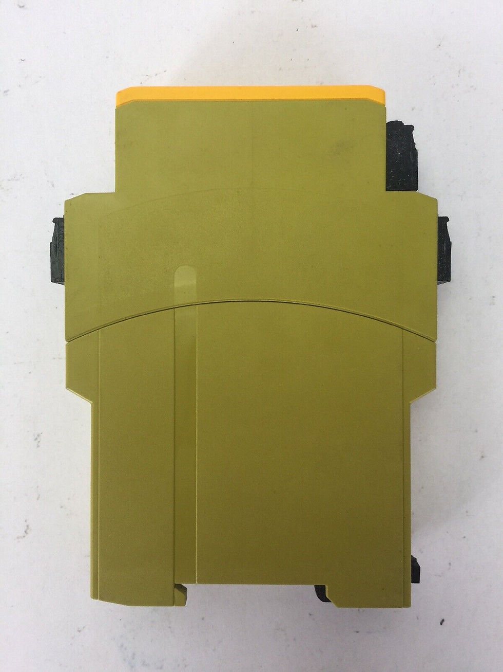 Thumbnail: PILZ PZE X4P 24VDC 4n/o SAFETY RELAY 24VDC 2.5W