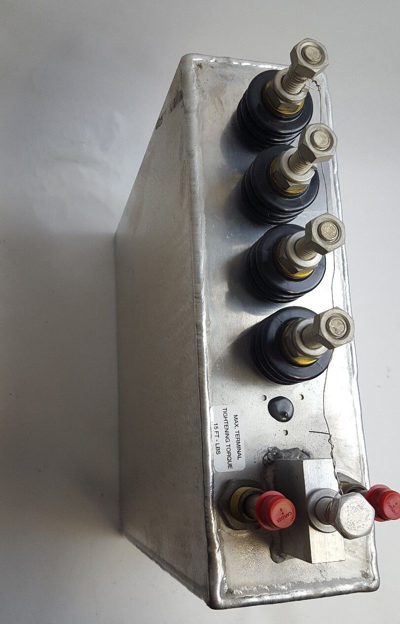 Thumbnail: GE 19L0052WH1 CAPACITOR - 900KVAR, 800V, 3000Hz, 4x18.65 uF/TAP 19L0052WH1