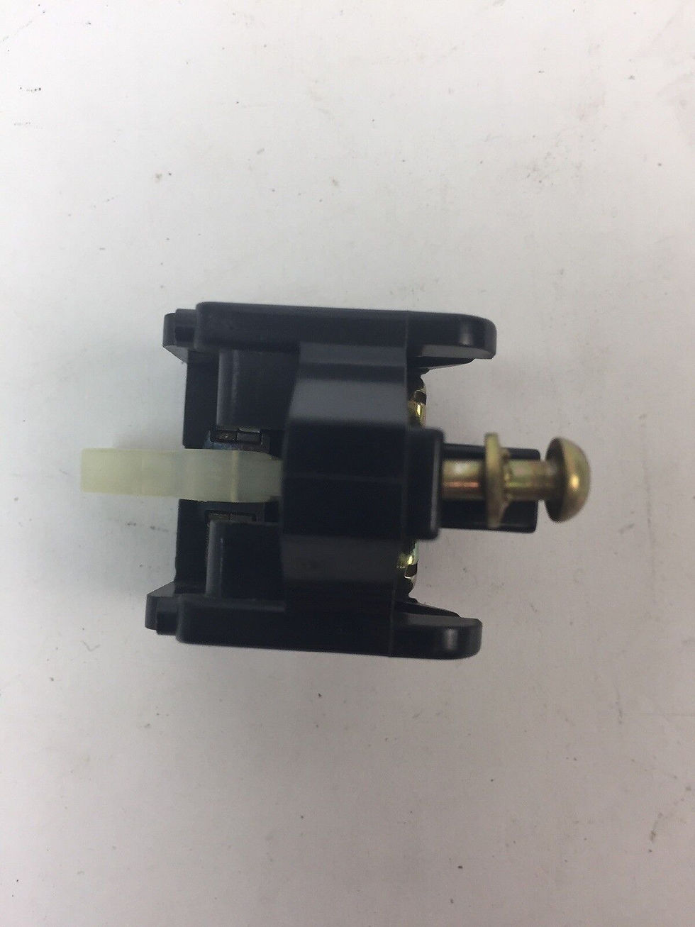 Thumbnail: ALLEN BRADLEY 1495-G1 AUXILIARY CONTACT BLOCK N.C. CONTACT SIZE 1 & 2 SERIES L