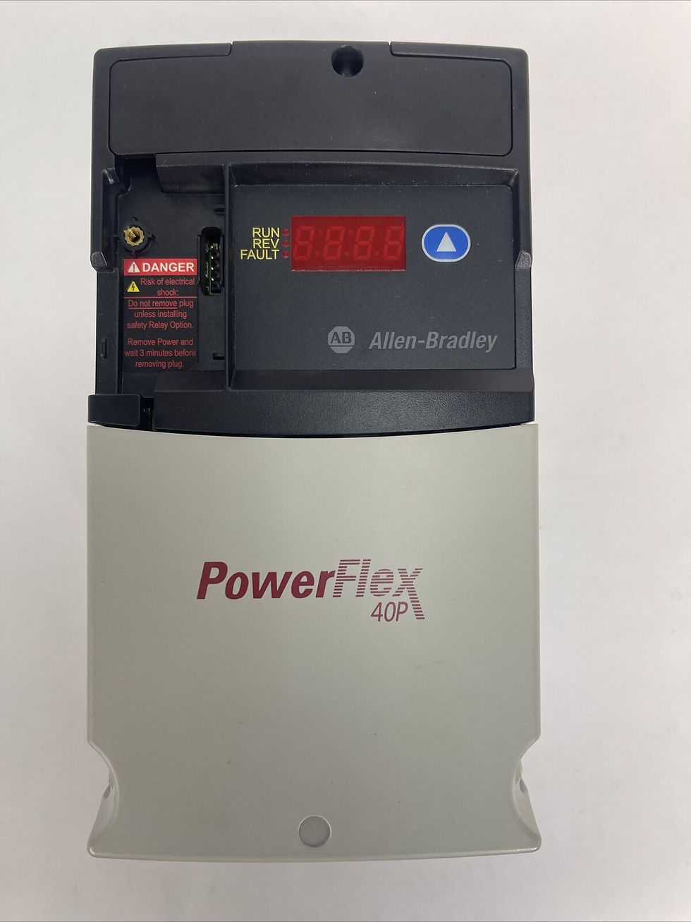 ALLEN BRADLEY 22D-D2P3N104 AC DRIVE POWER FLEX 40 FRN 2.01 OUTPUT 0-460VAC INPUT