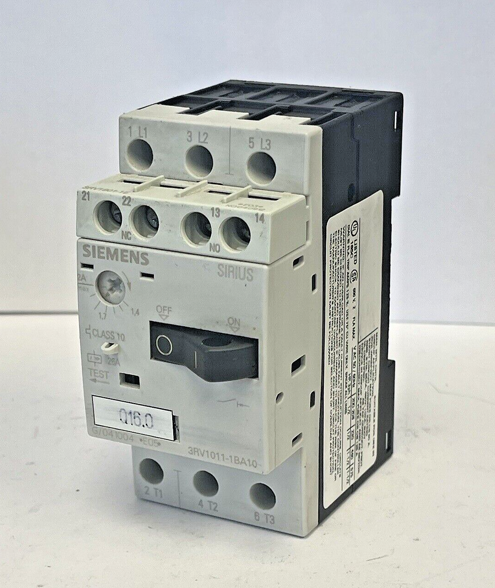Thumbnail: SIEMENS - 3RV1011-1BA10 & 3RV1901-1E-CIRCUIT BREAKER W/ SWITCH TRANSVERSE
