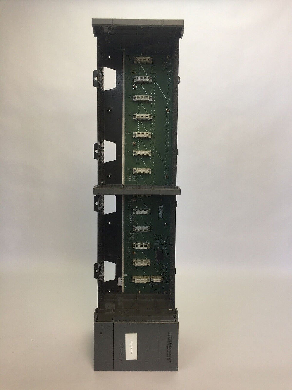 ALLEN BRADLEY 1746-A13 13 SLOT RACK SER B 1746-P2 POWER SUPPLY SER C 24VDC